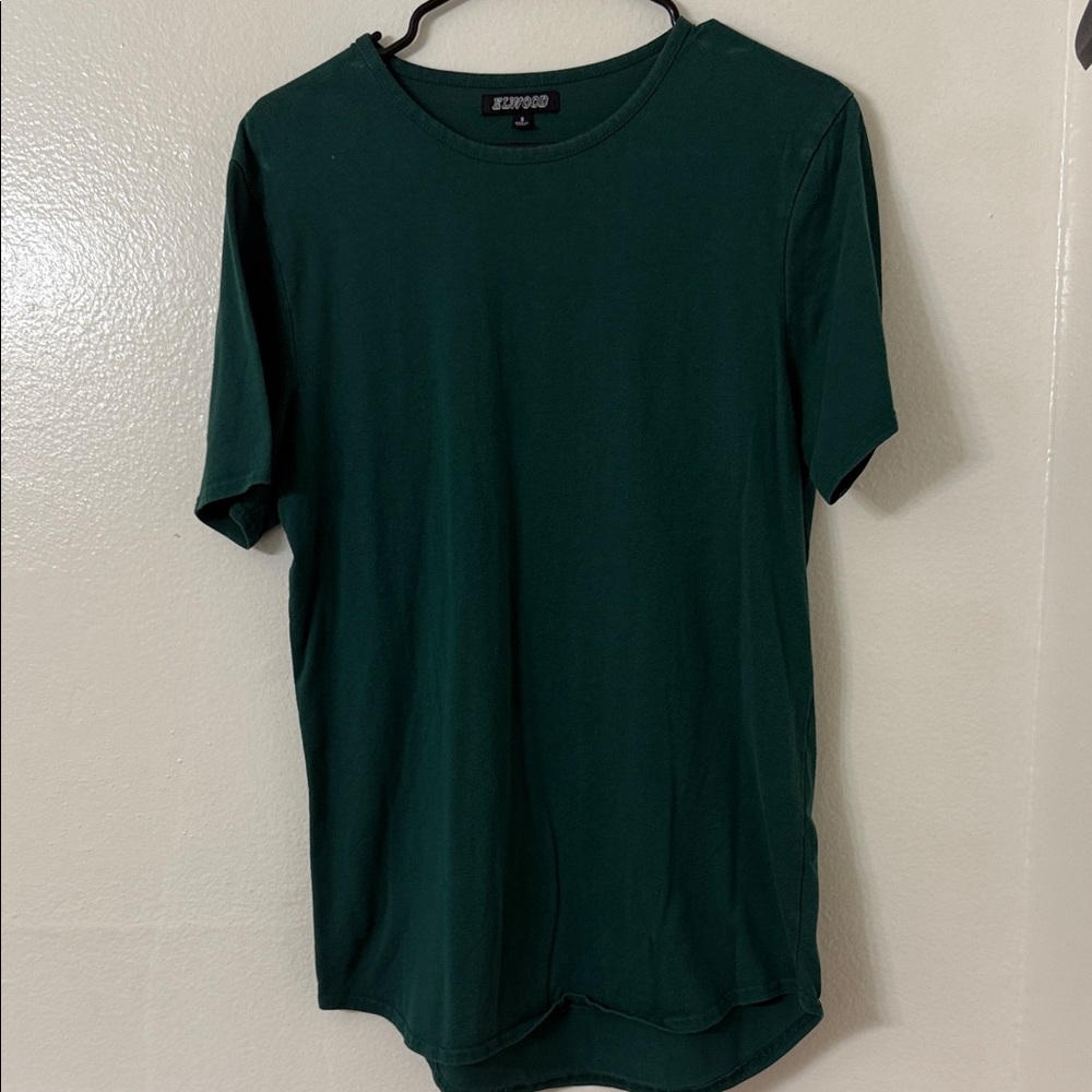 Used - Green Elwood Long-line Curved Hem T-shirt - Slim Fit - Size S